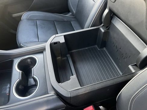 Certified 2023 Chevrolet Suburban Premier image 27