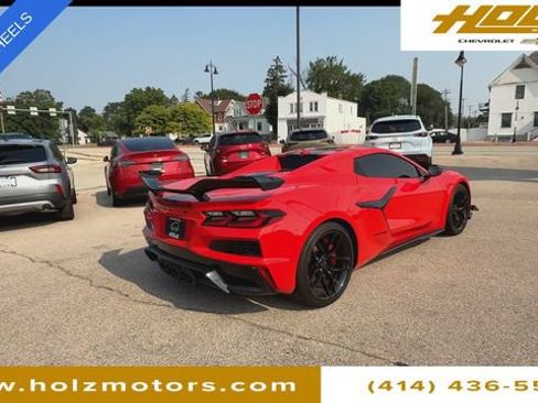 Used 2024 Chevrolet Corvette Z06 image 9