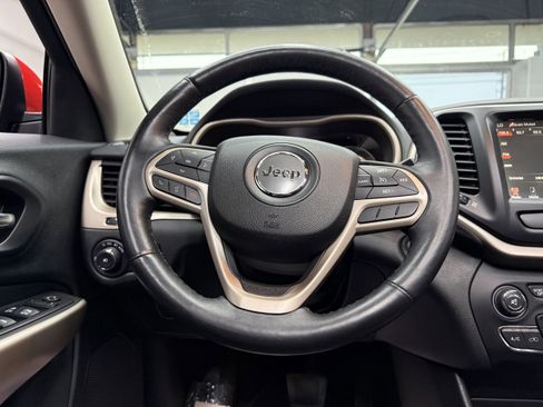 Used 2017 Jeep Cherokee High Altitude w/ Luxury Group image 13