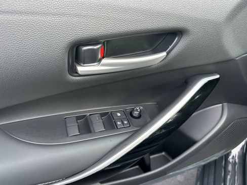 Used 2026 Toyota Corolla XLE image 9
