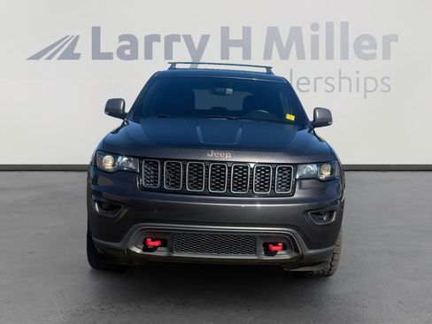 Used 2020 Jeep Grand Cherokee Trailhawk image 4