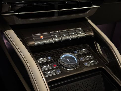 New 2026 Lincoln Nautilus Black Label w/ Jet Appearance Package AWD/4WD image 26
