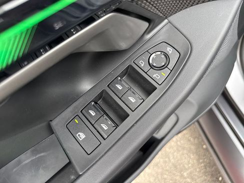 Used 2025 BMW M5 Touring AWD/4WD image 11