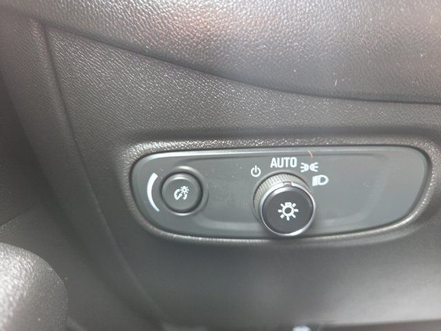 Used 2022 Chevrolet Equinox LT w/ Driver Convenience Package FWD image 34