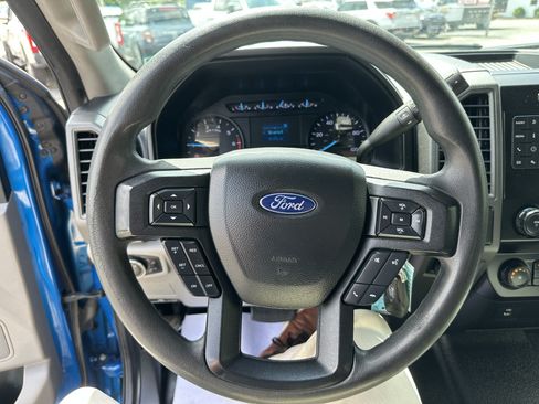 Used 2020 Ford F250 XL w/ STX Appearance Package AWD/4WD image 14