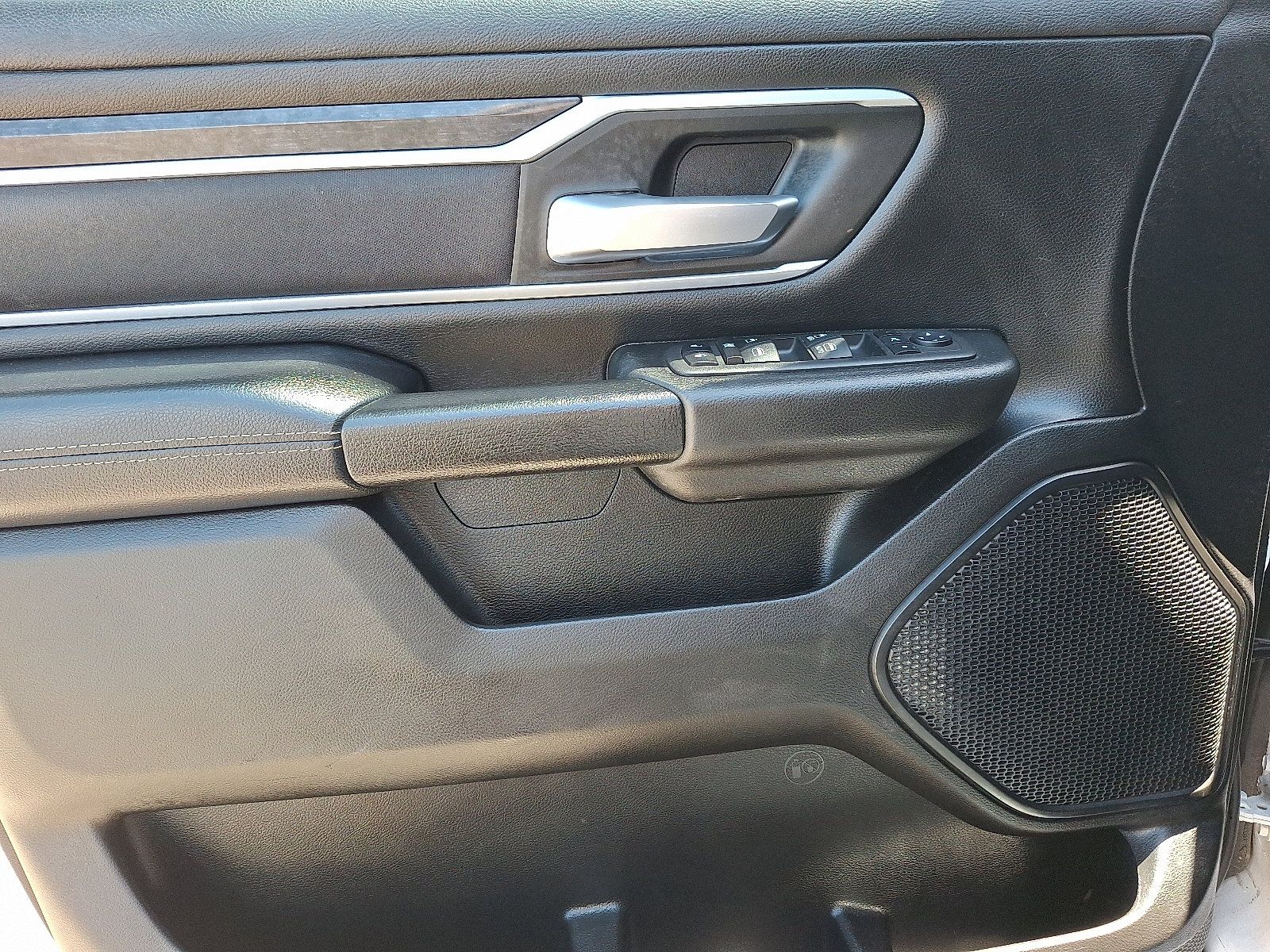 Used 2023 RAM 1500 Big Horn AWD/4WD image 12