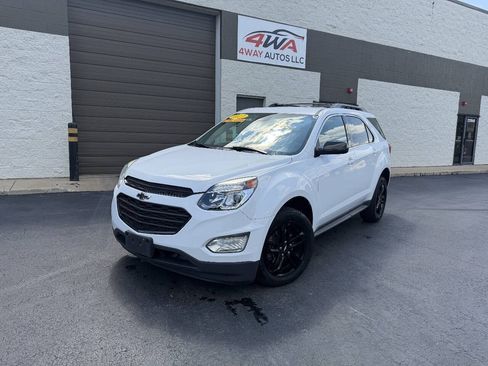 Used 2017 Chevrolet Equinox LT w/ Sport Edition FWD image 2