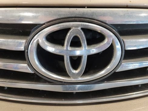 Used 2006 Toyota Camry LE FWD image 16