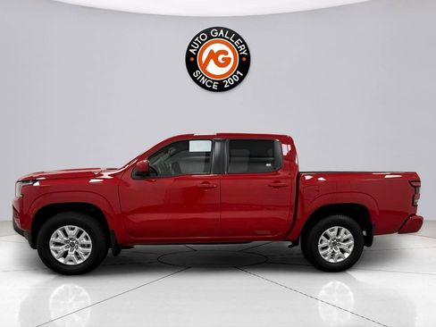 Used 2022 Nissan Frontier SV AWD/4WD image 4