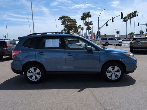 Used 2016 Subaru Forester 2.5i Limited AWD/4WD image 5
