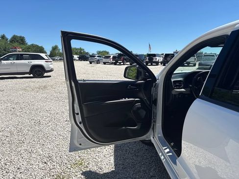 Certified 2024 Dodge Durango R/T AWD/4WD image 26
