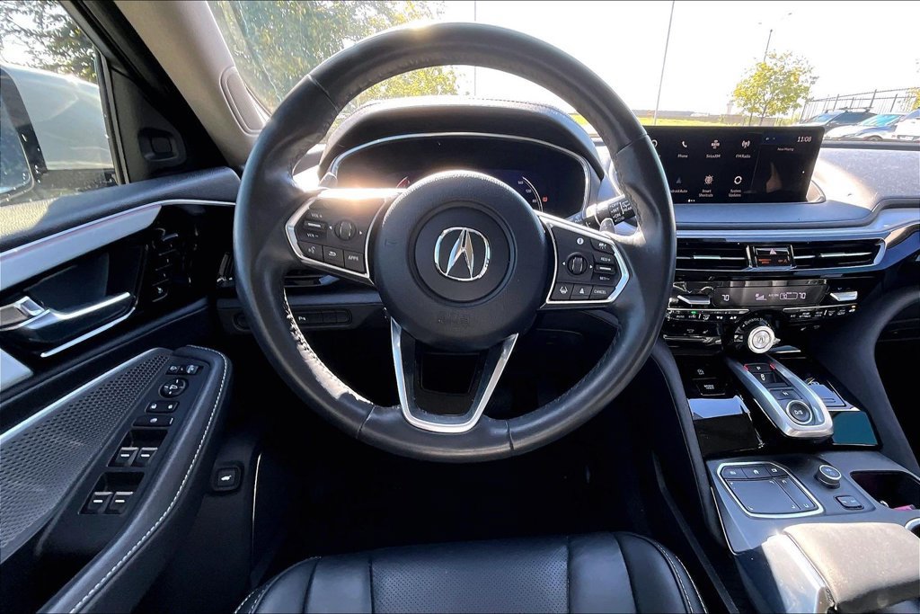 Used 2024 Acura MDX w/ Technology Package FWD image 6
