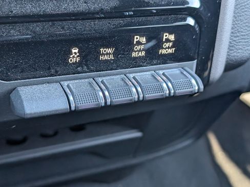 Used 2026 RAM 2500 Big Horn AWD/4WD image 14