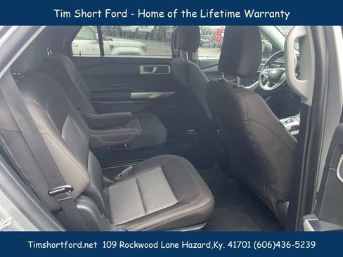 Used 2022 Ford Explorer XLT AWD/4WD image 10