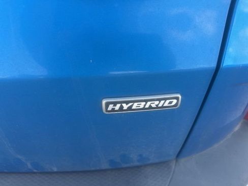 Used 2020 Ford Escape SE Sport image 9