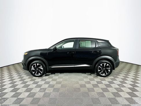 Certified 2026 Nissan Kicks SV w/ SV Premium Package AWD/4WD image 7