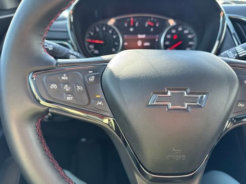 Used 2023 Chevrolet Equinox RS w/ RS Leather Package image 38