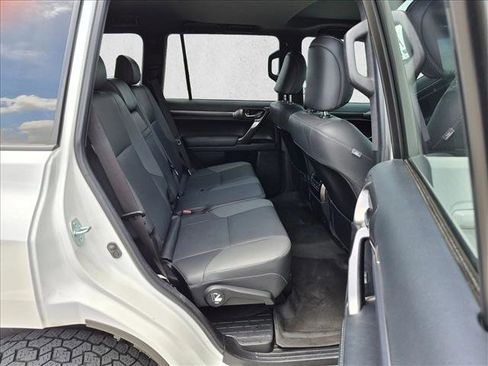 Used 2022 Lexus GX 460 w/ Black Line Special Edition AWD/4WD image 21