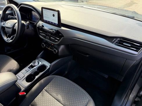 Used 2024 Ford Escape Active image 22