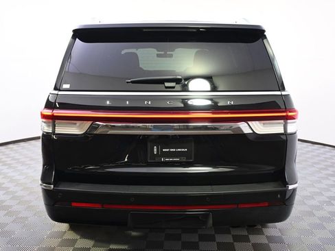 Certified 2023 Lincoln Navigator Reserve image 5