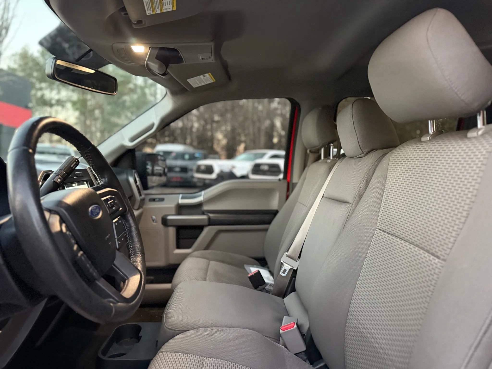Used 2016 Ford F150 XLT w/ Equipment Group 302A Luxury RWD image 10