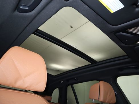 New 2026 BMW X5 sDrive40i w/ Climate Comfort Package image 19