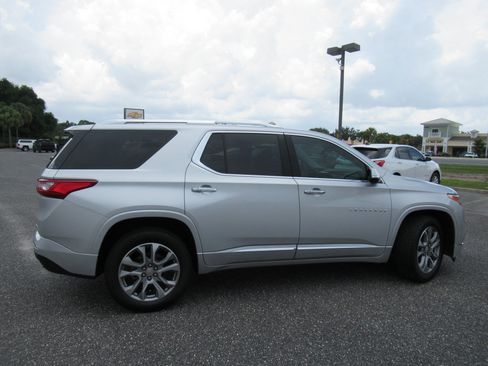 Used 2020 Chevrolet Traverse Premier image 8