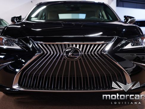 Used 2019 Lexus ES 350 image 10