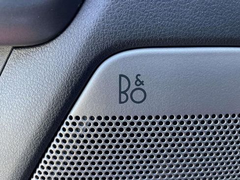 New 2025 Ford F150 Lariat w/ Equipment Group 501A Mid image 17