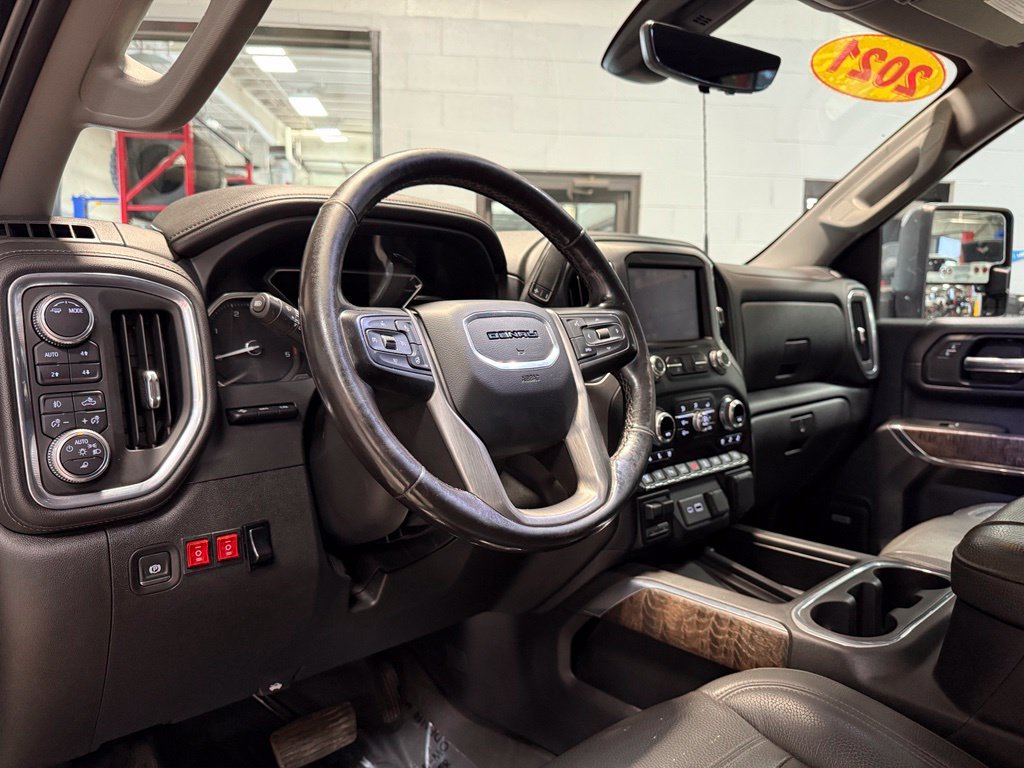Used 2021 GMC Sierra 2500 Denali w/ Denali Ultimate Package AWD/4WD image 12