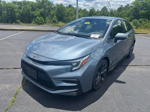 Used 2024 Toyota Corolla SE w/ SE Premium Package FWD image 7