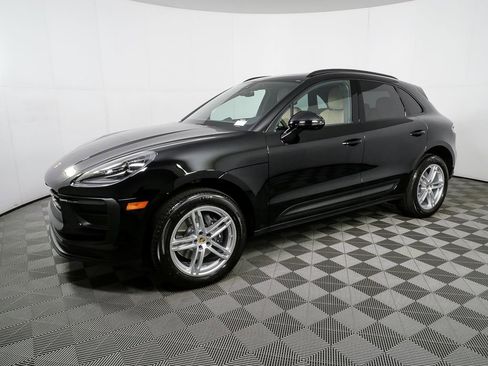 New 2026 Porsche Macan AWD/4WD image 2