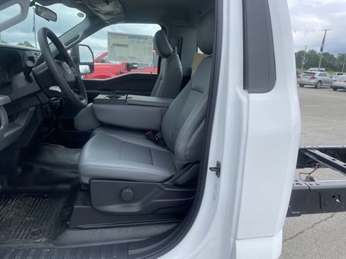 New 2024 Ford F550 4x4 Regular Cab Super Duty image 26