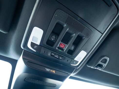 Certified 2025 Acura ADX A-Spec image 41