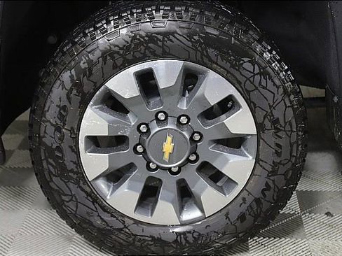 New 2025 Chevrolet Silverado 2500 Custom w/ Custom Value Package image 5