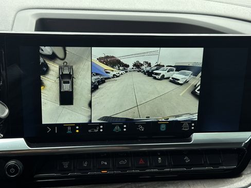 Used 2024 Chevrolet Silverado 2500 LTZ w/ LTZ Plus Package image 28