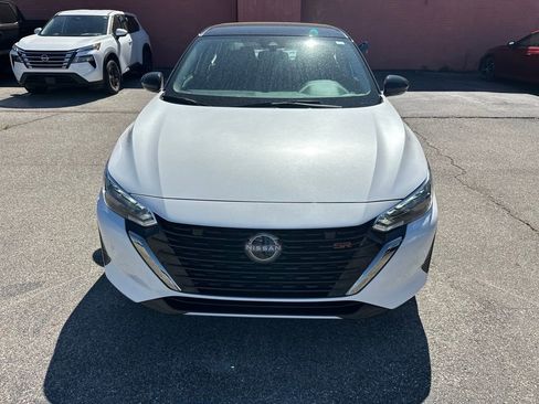 Used 2024 Nissan Sentra SR image 9