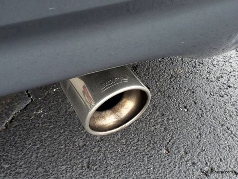 Used 2004 Chevrolet Corvette Coupe RWD image 16