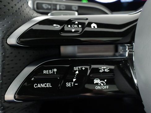 Used 2025 Mercedes-Benz GLS 450 4MATIC image 48