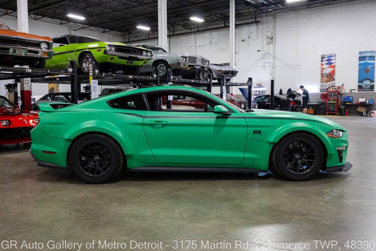 Used 2021 Ford Mustang GT Premium w/ GT Performance Package RWD image 8