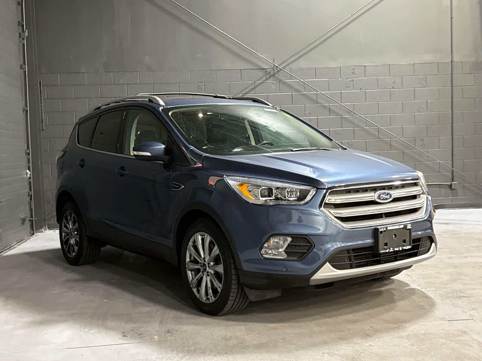 Used 2018 Ford Escape Titanium AWD/4WD image 1