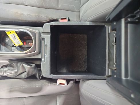 Used 2018 Toyota Tacoma TRD Off-Road image 24