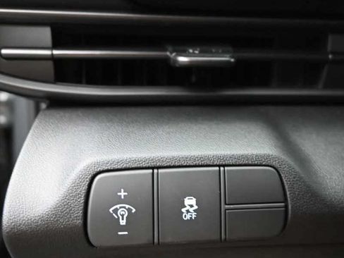 New 2026 Hyundai Elantra SEL Sport FWD image 22