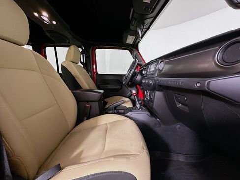 Used 2019 Jeep Wrangler Unlimited Sport S AWD/4WD image 29