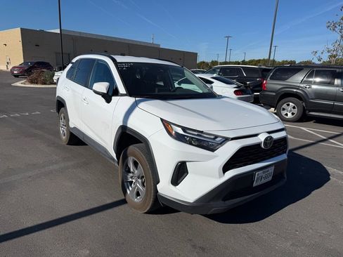 Used 2020 Toyota Highlander Limited image 3