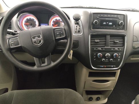 Used 2016 Dodge Grand Caravan SE w/ Quick Order Package 29E SE FWD image 22