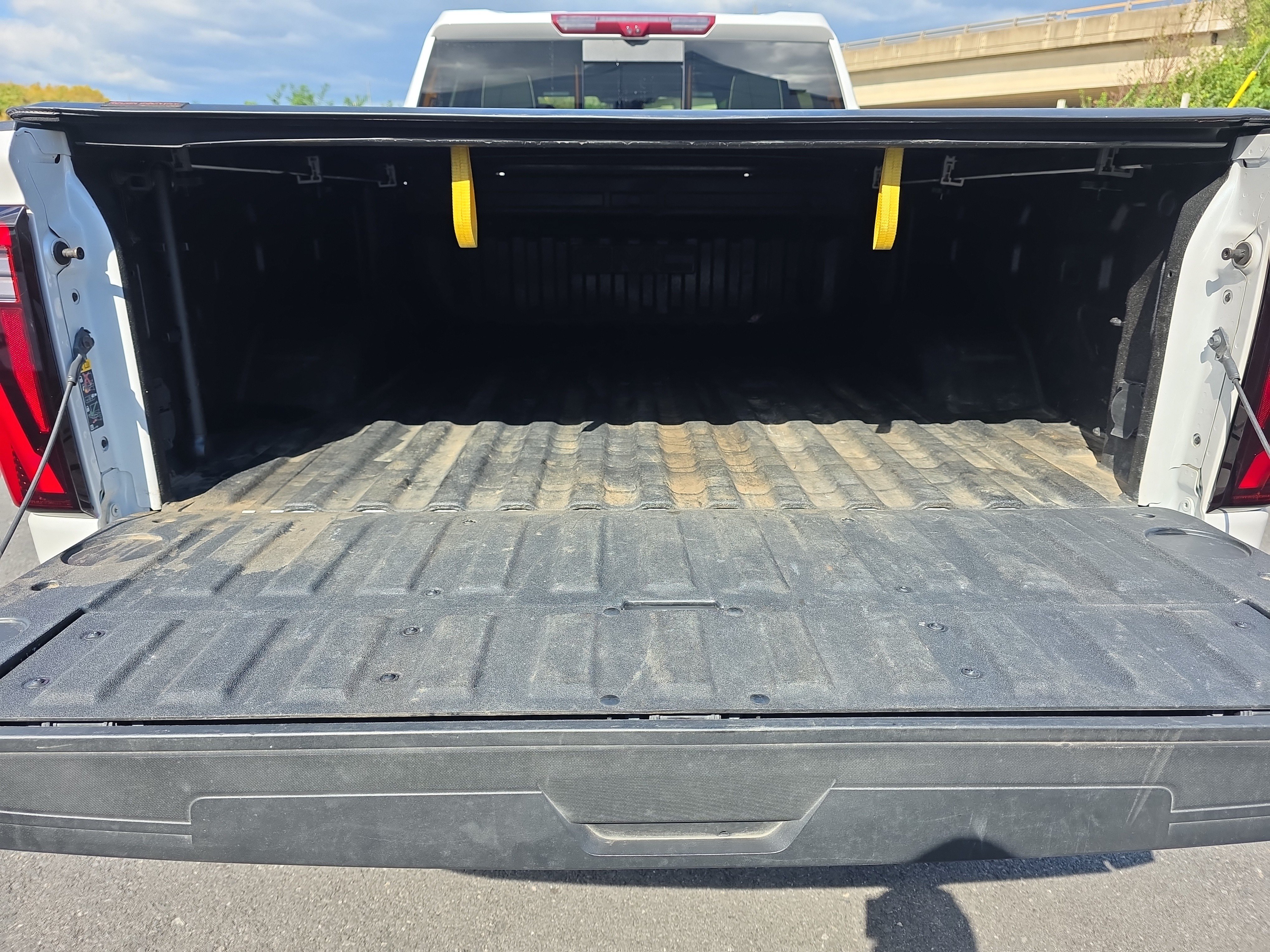 Used 2025 GMC Sierra 2500 Denali Ultimate w/ Max Trailering Package AWD/4WD image 5