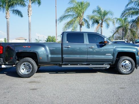 Used 2018 Chevrolet Silverado 3500 High Country w/ Duramax Plus Package image 11