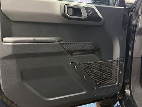 Used 2024 Ford Bronco Big Bend image 11