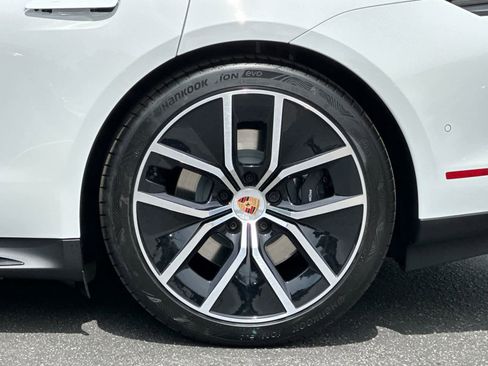 New 2026 Porsche Taycan image 30